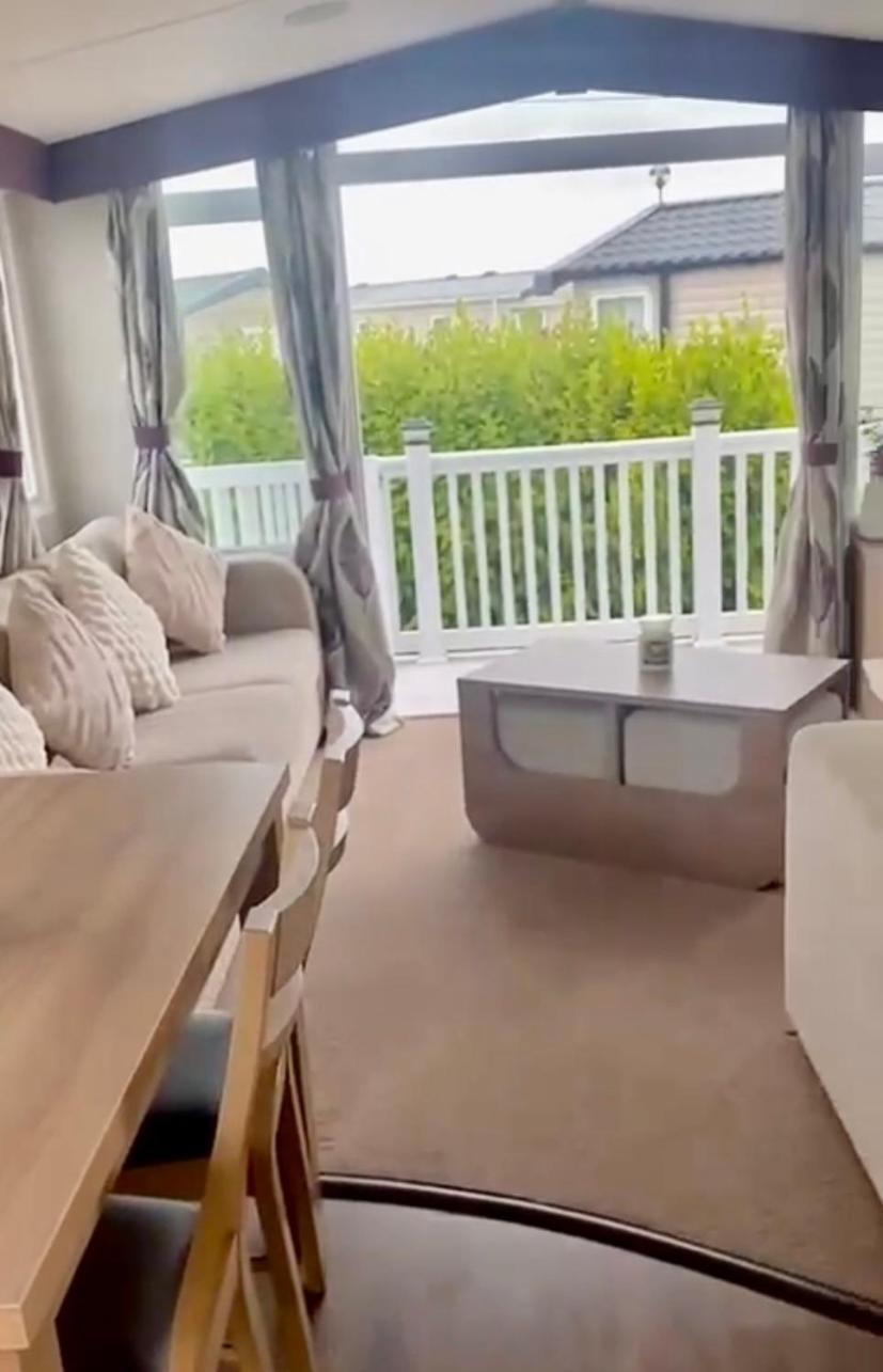 Caravan Church Farm Holiday Village Pagham Zewnętrze zdjęcie