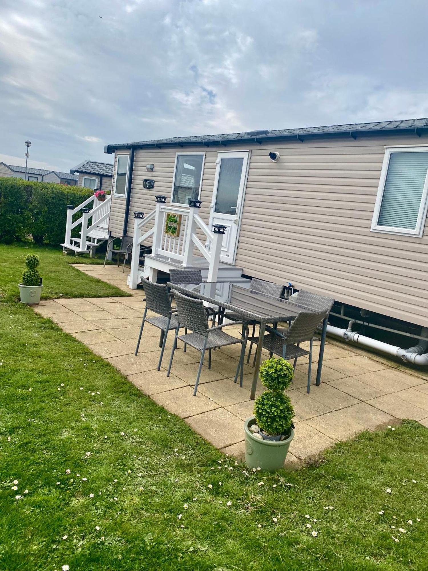 Caravan Church Farm Holiday Village Pagham Zewnętrze zdjęcie